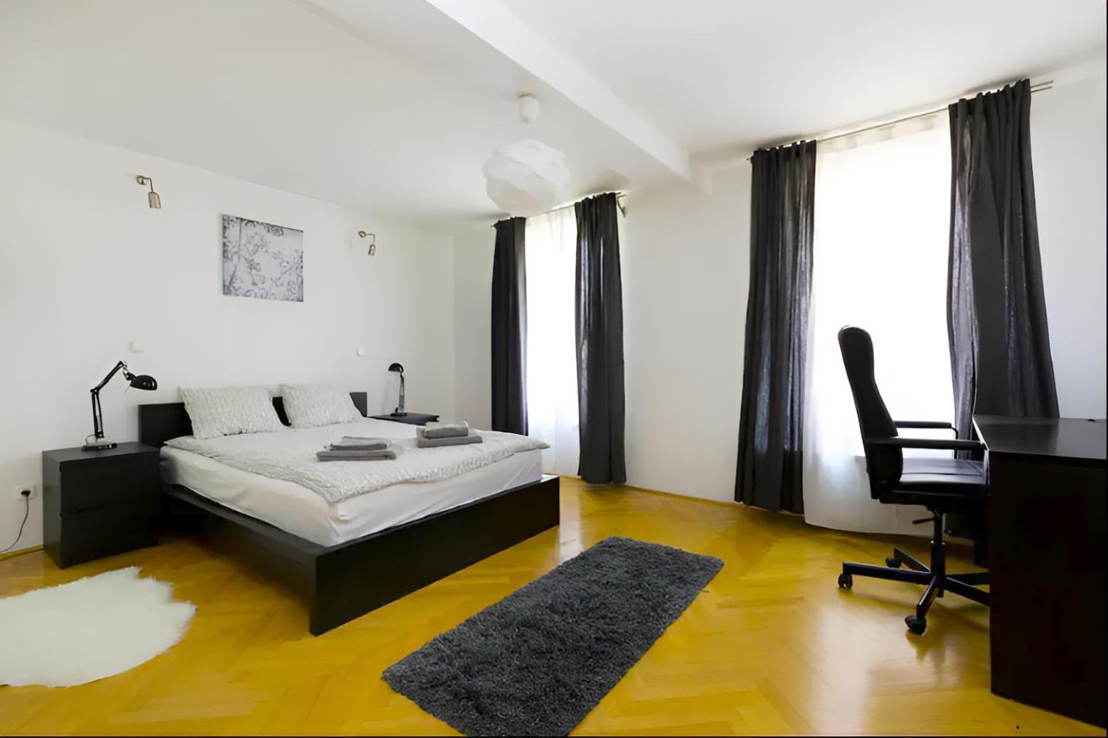 Damati Kft Liszt Ferenc Ter Inner City Flat Budapest Luaran gambar